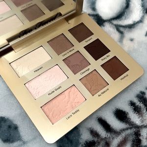 Too faced natural matte eyeshadow palette